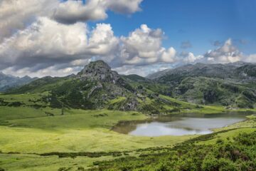 mountain, lakes of covadonga, spain-7210878.jpg